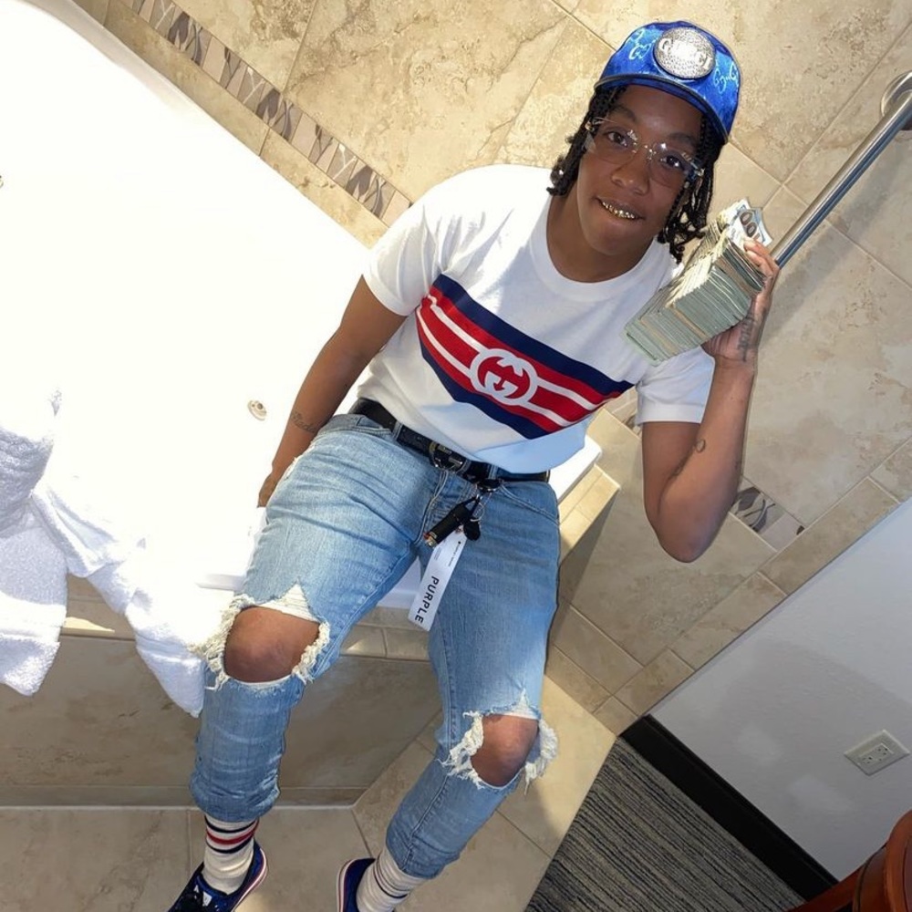 Meet your Posher, Datavion